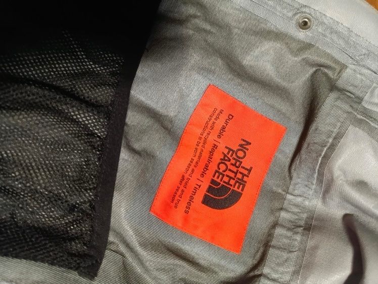 North Face Jacken: The North Face Jacke – Gebraucht aus Bremgarten AG von fla_5gwm 5