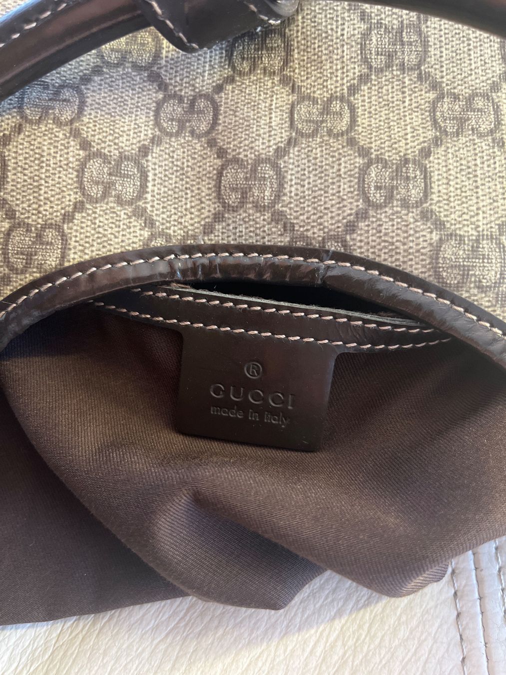 Gucci Sacs femmes: Gucci Joy Médium Shoulder Bag – D'occasion à Sugiez par Vuitton_for_life 8