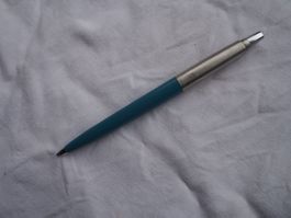 Magnifique Stylo bille Parker pour dame clipless (sans clip)
