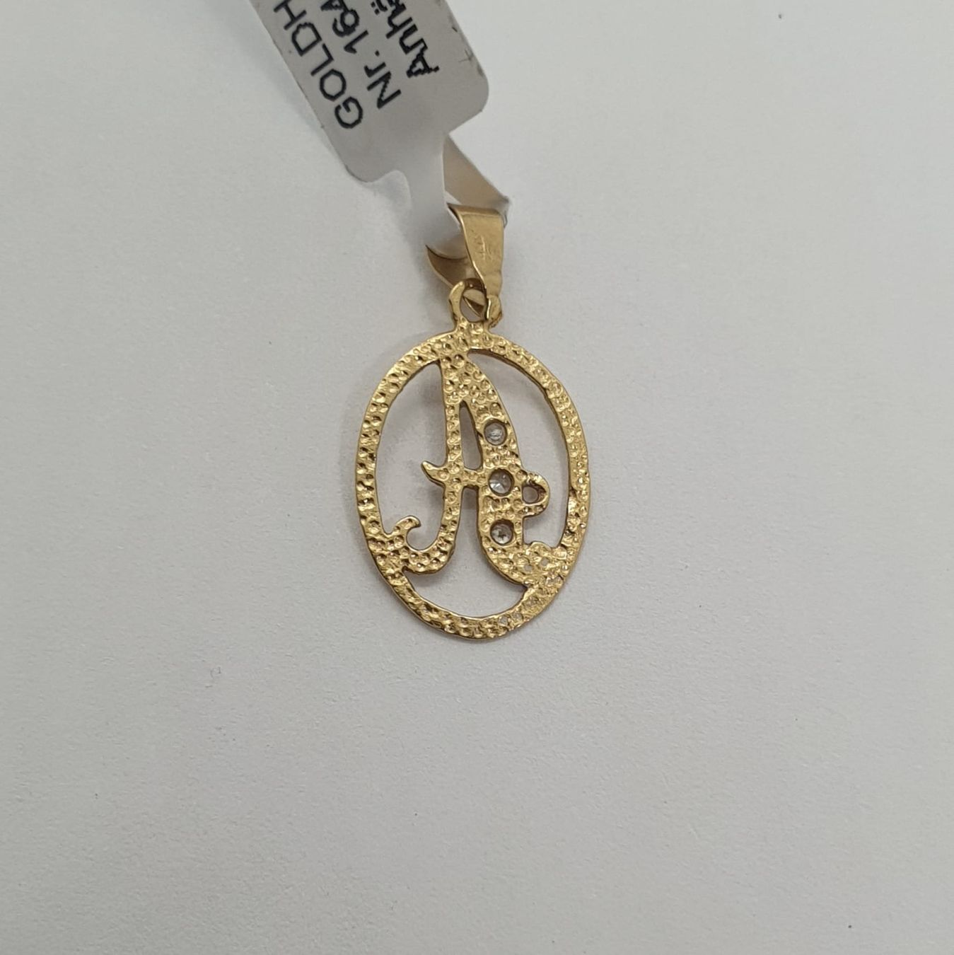 Ciondoli: Echt 18K Gold - A Buchstaben Anhänger – Usato da Luzern venduto da Goldhaus-Luzern 1