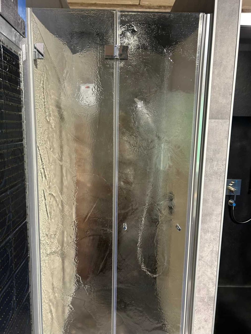 Porte: Faltentüre Dusche – Nuovo (secondo la descrizione) da Unterseen venduto da Panini56