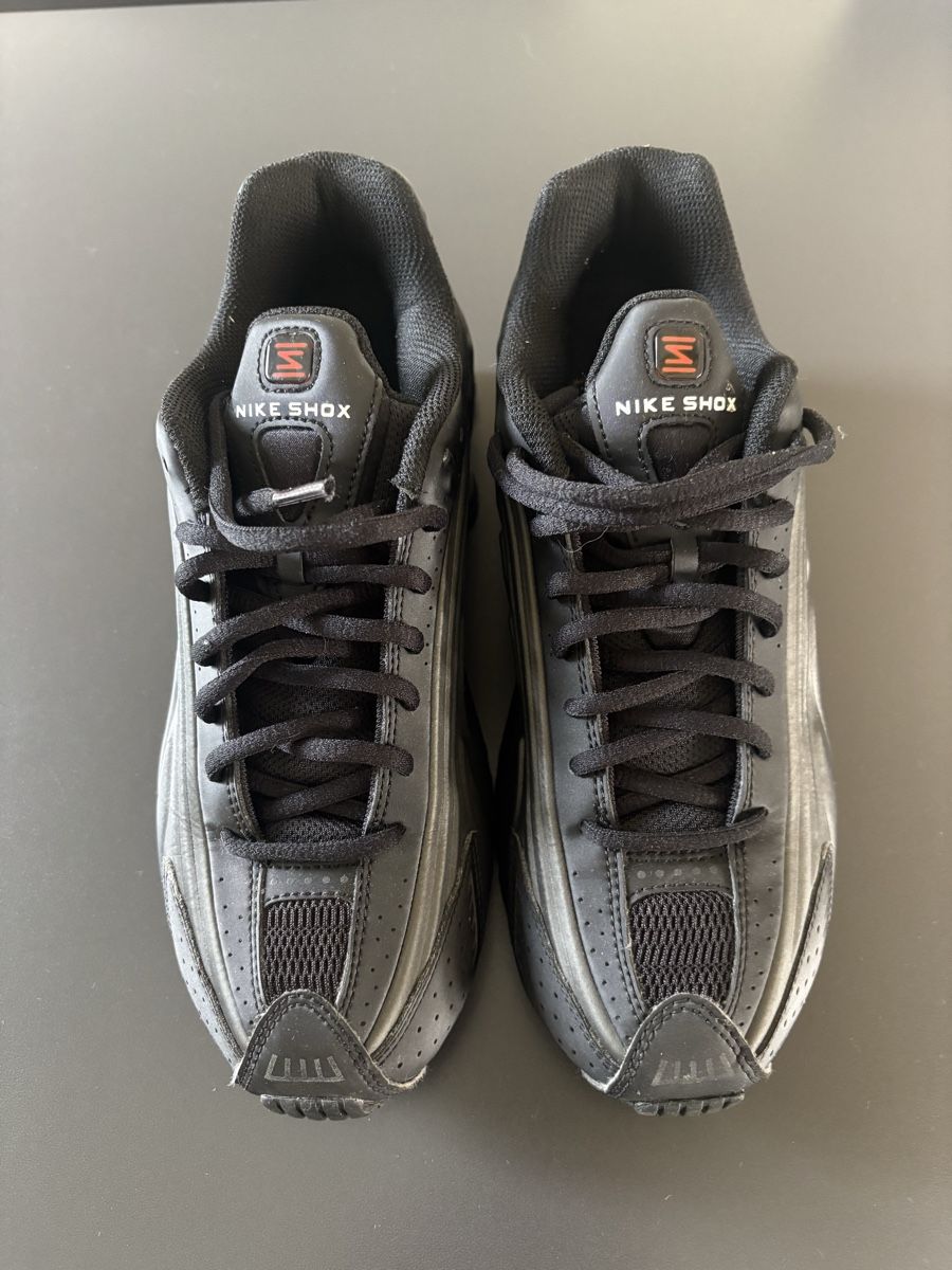 Nike Scarpe da uomo: Nike Shox, EUR 40 – Nuovo (secondo la descrizione) da Peseux venduto da lau_2w27