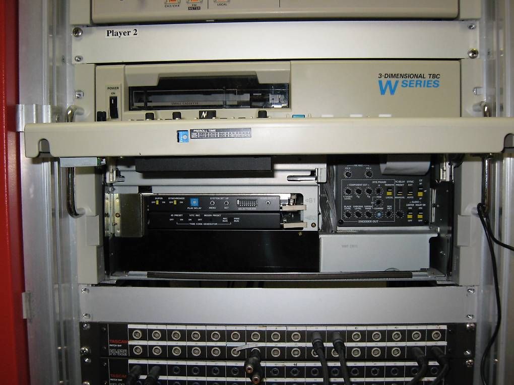 Registratori: Panasonic AUW35H professioneller M-II Studiorecorder – Usato da Hägendorf venduto da AdlerTom 3