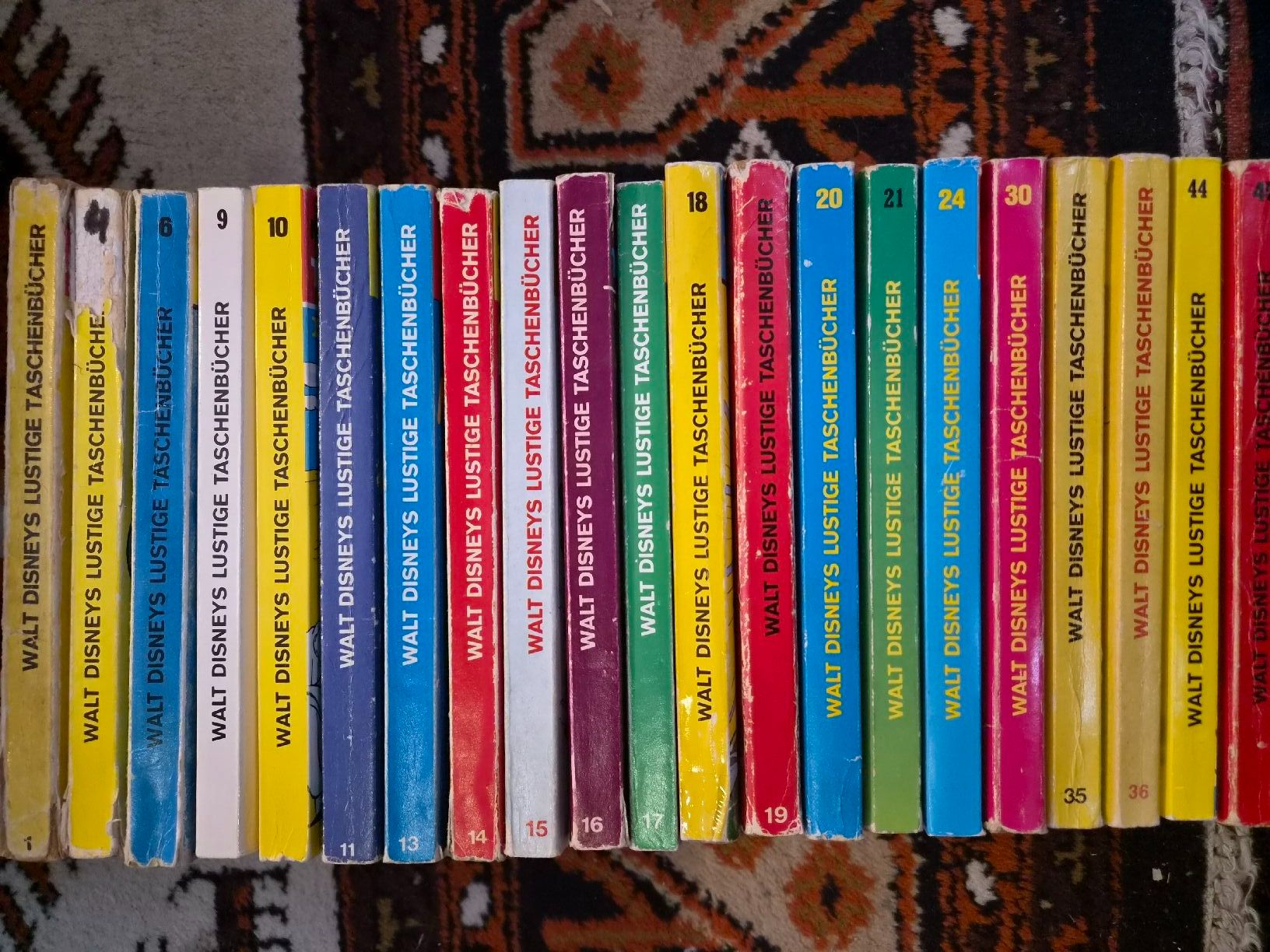 BD: 57 Lustige Taschenbücher – D'occasion à Moosseedorf par wau69 7