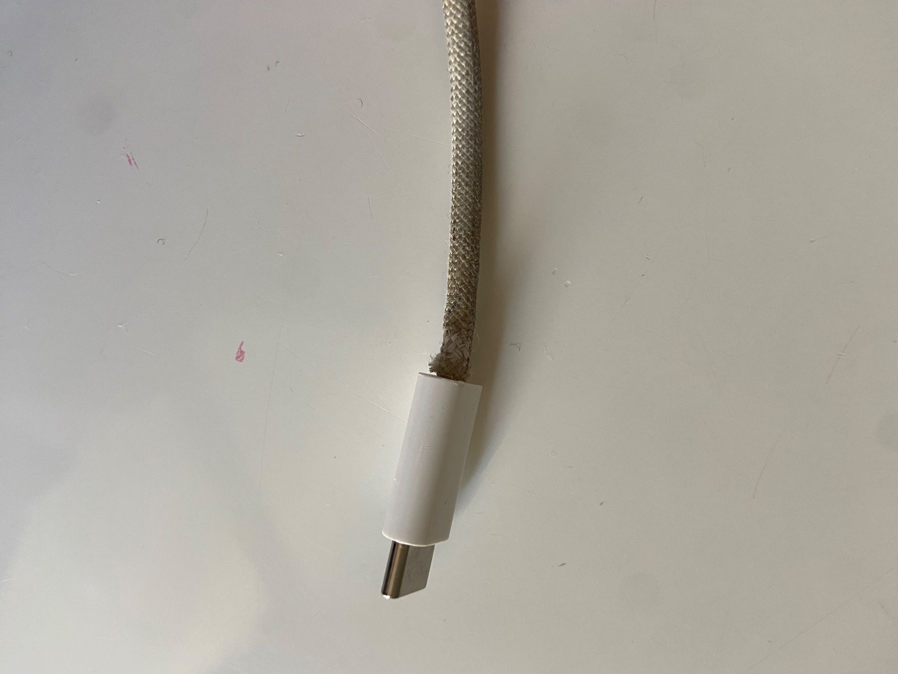 Apple Ladegerät: MacBook Ladegerät – Gebraucht aus Bern von liv_7kz7 1