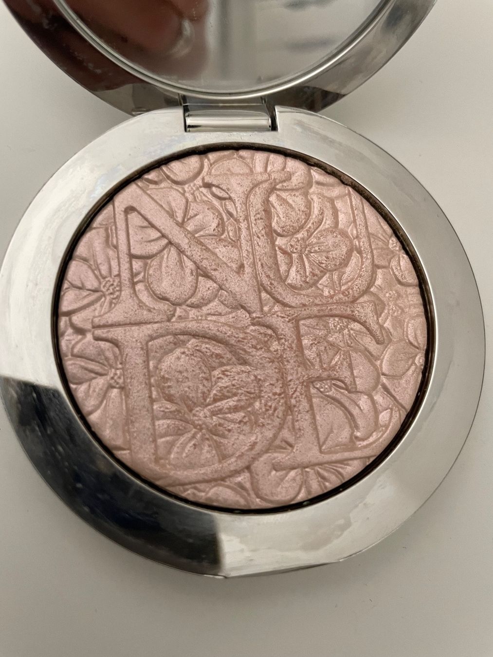 Dior Make-up: Limitierter Dior Hightlighter.  Wenig gebraucht worden – Usato da Zürich venduto da deruja 1