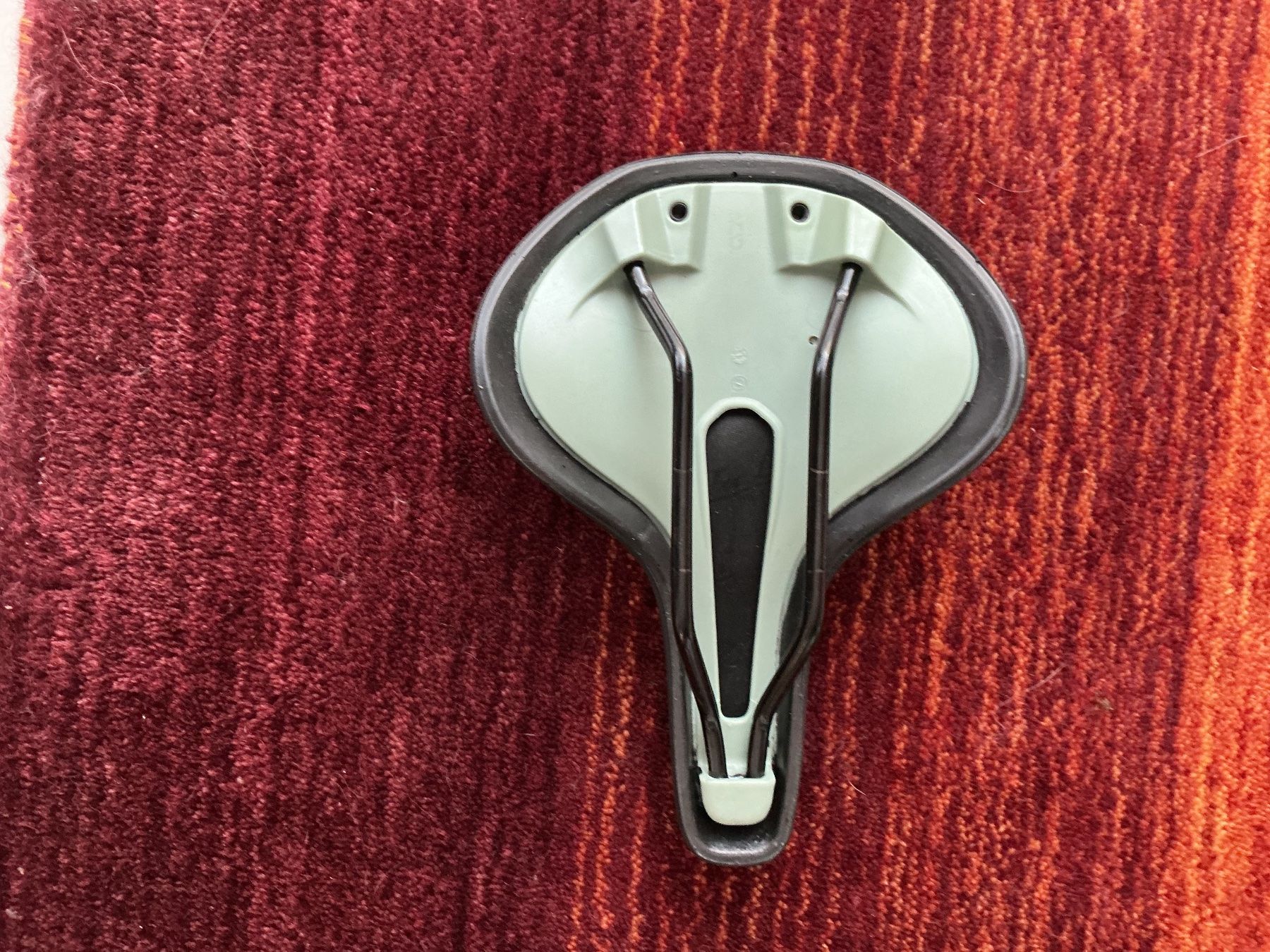Ersatzteile: Neuer Fahrradsattel - Sequence Pro Radius -Top! – Neu (gemäss Beschreibung) aus Biel-Benken BL von Cold334 2