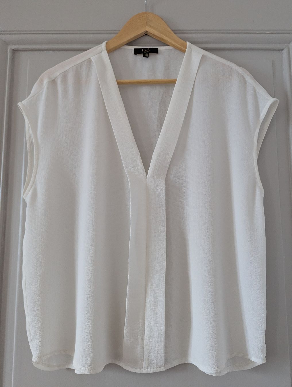 Maison 123 Top: haut maison 123 taille 42 – Usato da Montreux venduto da dem_gyt9