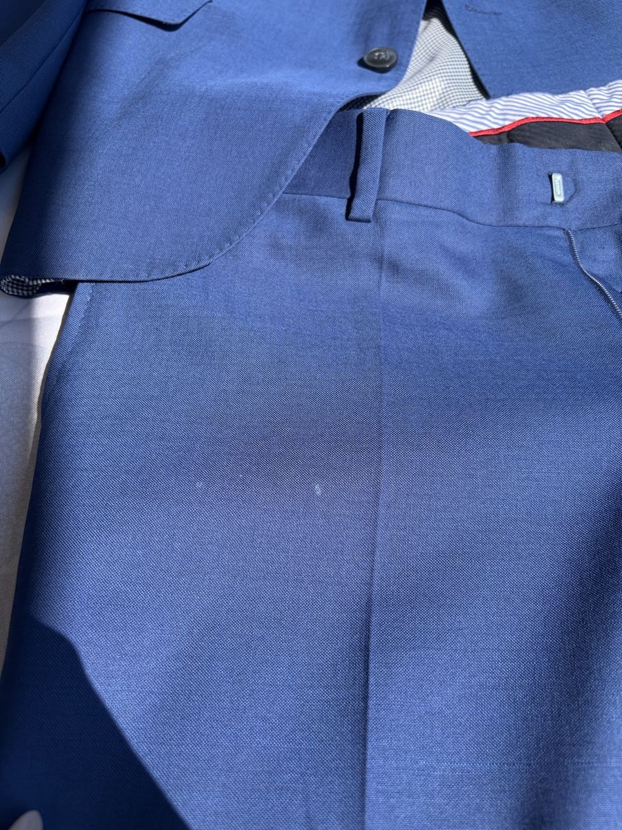 Tommy Hilfiger Anzüge: Ensemble de costume Tommy Hilfiger – Gebraucht aus Pully von ari_78pk 2