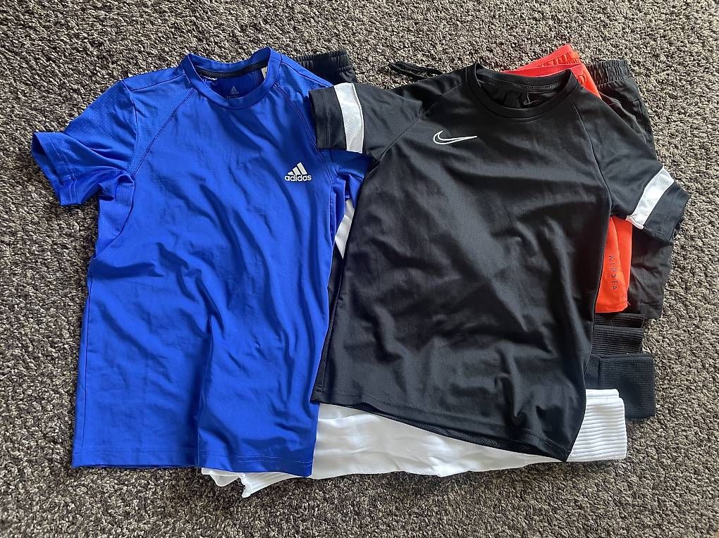 Lotti & Set di vestiti: Sportset Jungs 146/152 – Usato da Biel/Bienne venduto da Hamamlezi 2