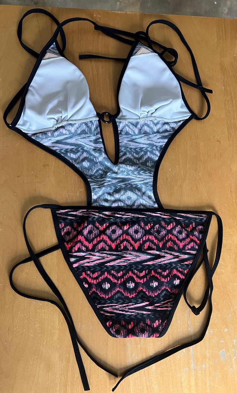 Badekleider & Bikinis: Neue Badehose / Badekleid Grösse S/M – Gebraucht aus Arbon von mei_cnd6 1
