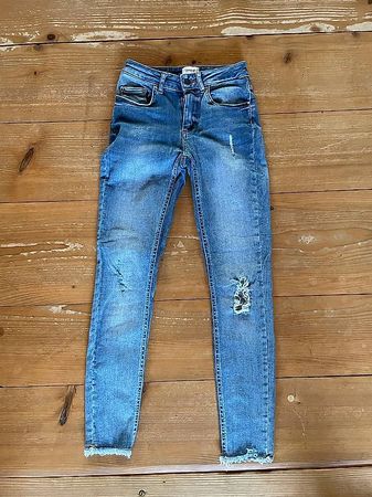 Helle blaue Jeans von ONLY, mid waist skinny, Gr. S/32