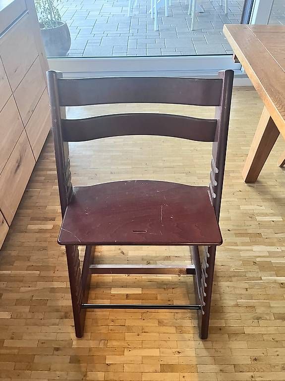 Chaises hautes: Tripp Trapp von Stokke – D'occasion à Villars-sur-Glâne par Bonjour27