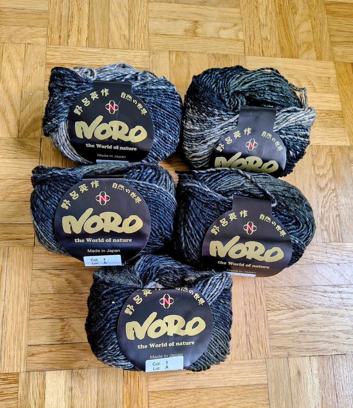 Lana: 5x Noro "Shiro" Garn 30% Kaschmir 30% Seide – Nuovo e nell'imballaggio originale da Liebefeld venduto da manyawoods