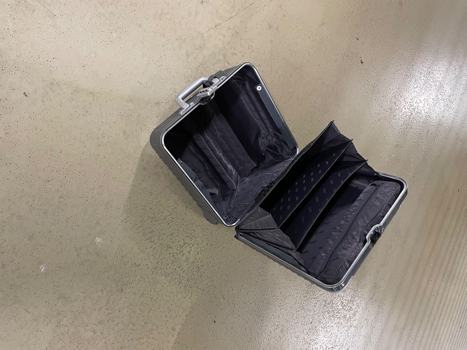 Rimowa Valigie: Business-Trolley – Usato da Zürich venduto da Rolf_Schmitz
