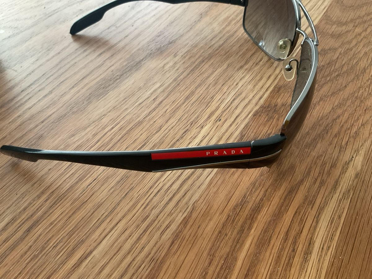 Prada Occhiali & Lenti: Prada Sonnenbrille – Usato da Oberwil BL venduto da cca_tj2n 1