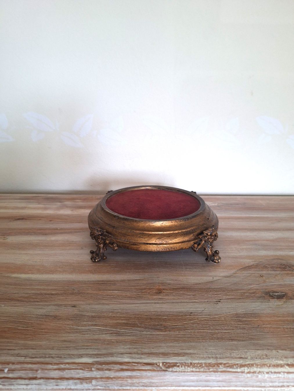 Altro in Decorazioni & Accessori: Antikes Podest Metall – Usato da Erlenbach ZH venduto da Sondeiwendiz 1