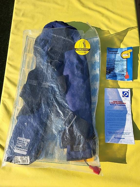 Giubbotti di salvataggio: Hammar Screwsaver life jacket inflation, Schwimmweste – Usato da Thun venduto da t_h_cl6d 4