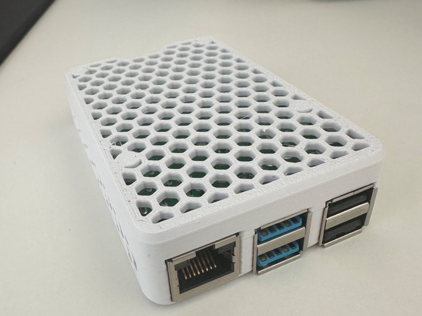 Raspberry Pi PCs: Raspberry Pi 4 Model B 4GB / mit zubehör – D'occasion à Wädenswil par vagifius