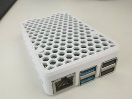 Raspberry Pi 4 Model B 4GB / mit zubehör