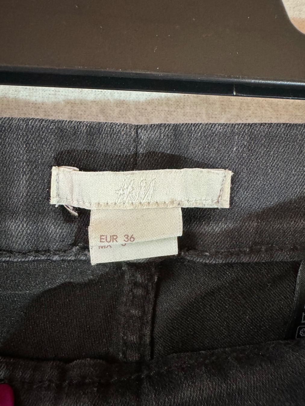 H&M Jeans: H&M Jeans Gr. 36 – Usato da Grosswangen venduto da second_hand_dress 1