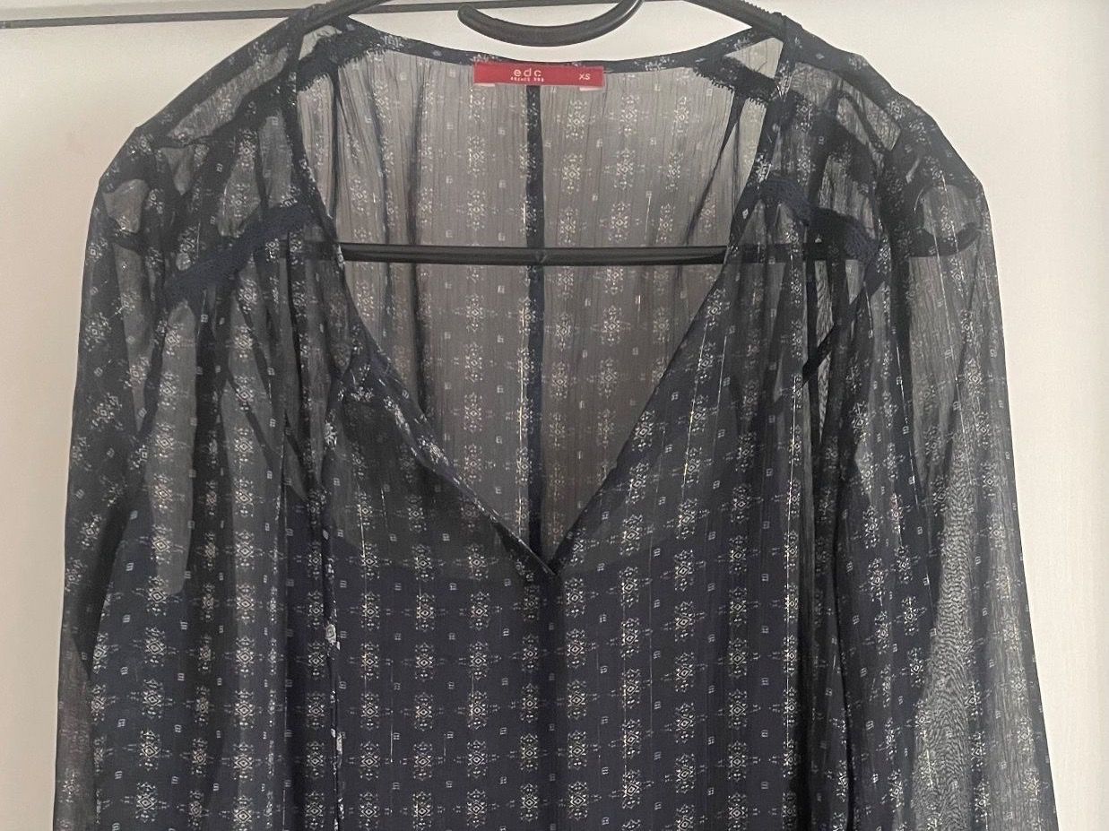 Esprit Camicette: Esprit EDC, Coole halbtransparente Bluse, Grösse XS – Usato da Niederweningen venduto da baghirac 1