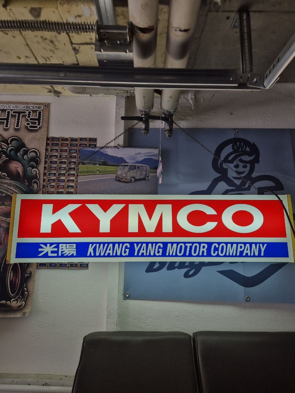 Lampade: Kymco Leuchtreklame – Usato da pfäfers venduto da icelantic 2