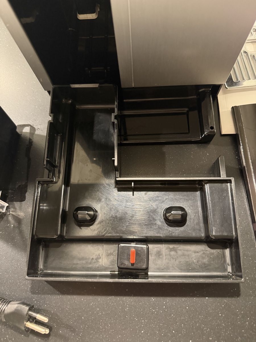 Nespresso Kaffeemaschinen & Espressomaschinen: Nespresso Lattissima Pro – Gebraucht aus Zürich von Ta-Nia 3