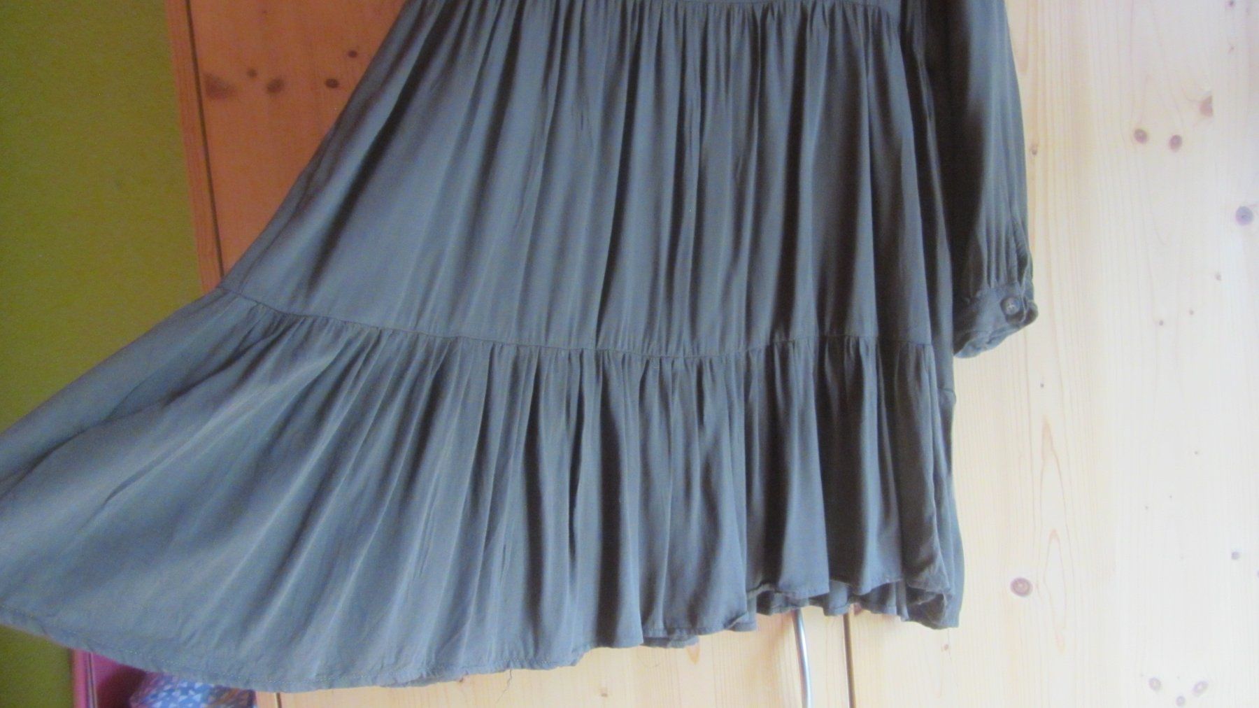 Vestiti: Jolie robe kaki taille XL – Nuovo (secondo la descrizione) da Oberried FR venduto da berg04 2
