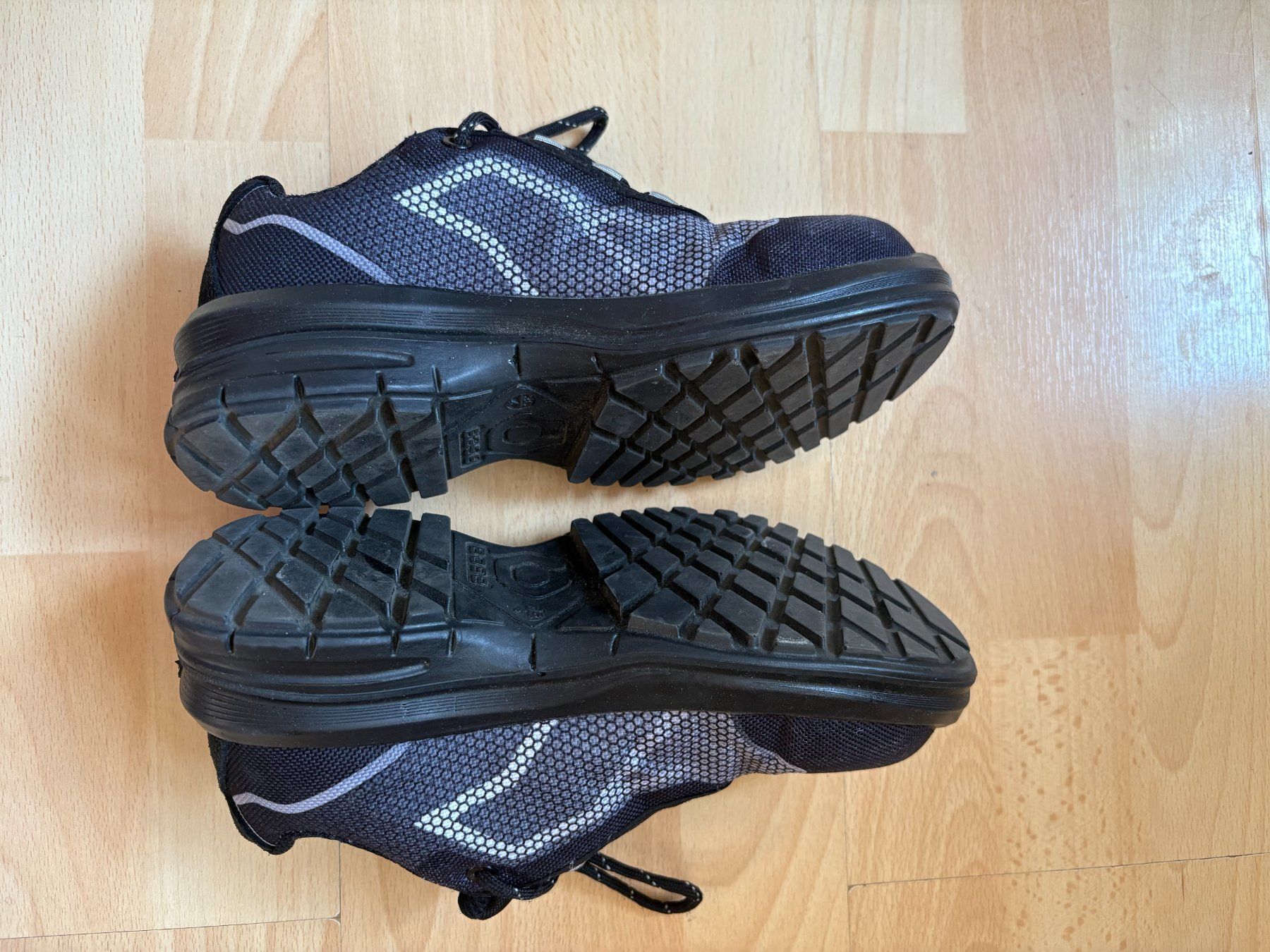Damenschuhe: Chaussures de sécurité Base Protection taille 36 – Gebraucht aus Chavannes-Renens von sof_6xjj 1