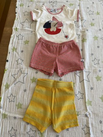 Shirt und kurze Hose