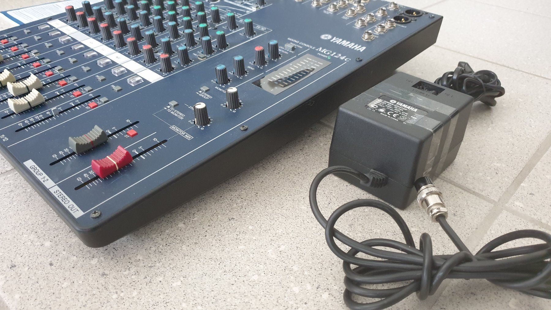 Yamaha Console di mixaggio: Mischpult YAMAHA Mixing Console MG124C – Usato da Stäfa venduto da Supertramp73 6