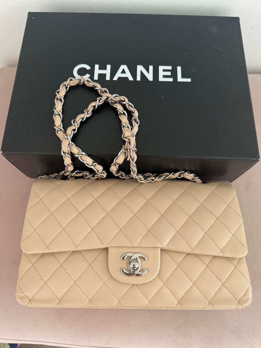Chanel Borse da donna: Chanel Classic Flap Bag – Usato da Basel venduto da cam_q5wk