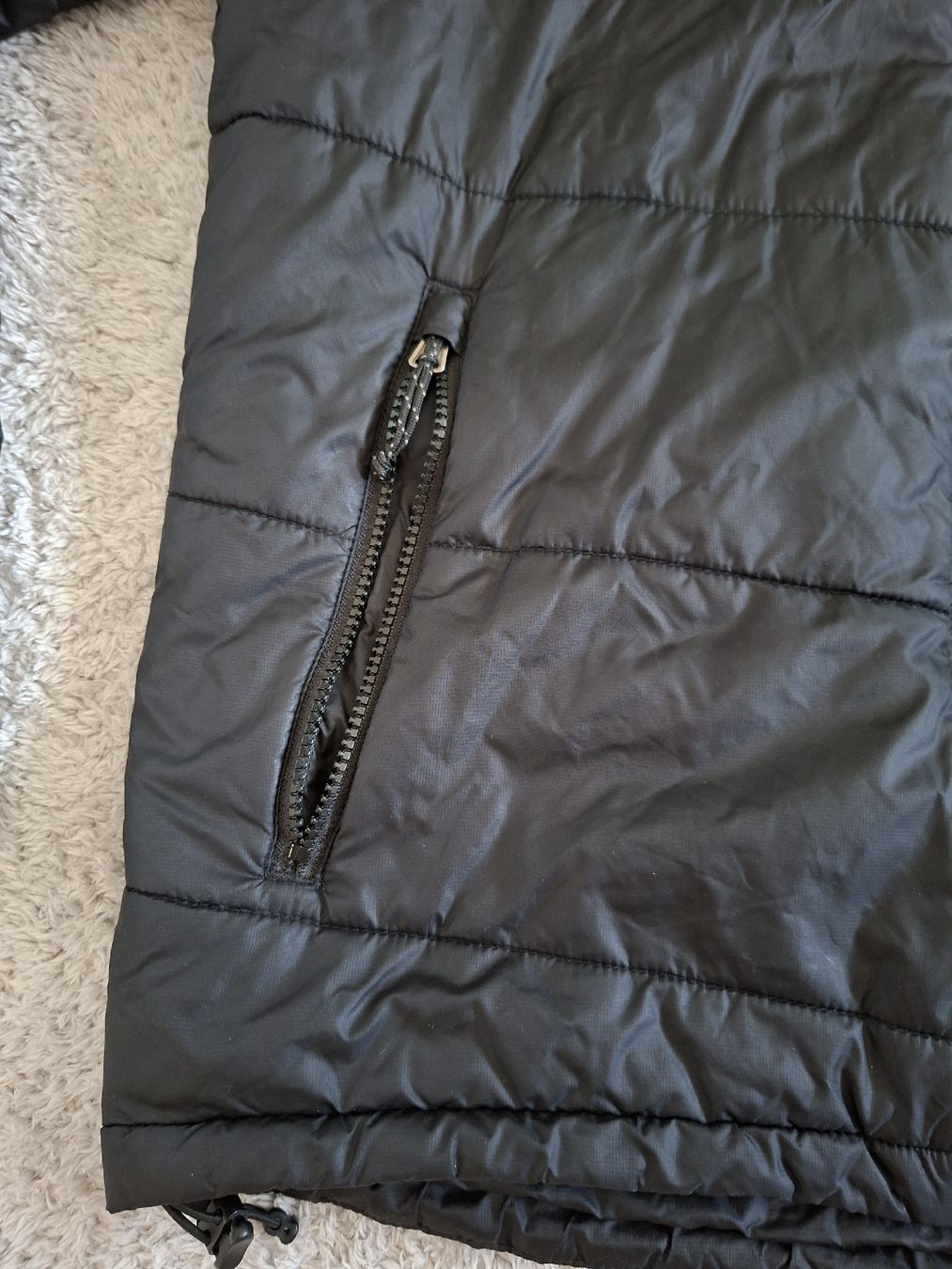 Columbia Jacken: Veste Columbia noire taille M  – Gebraucht aus Renens VD von ser_j2fn 4