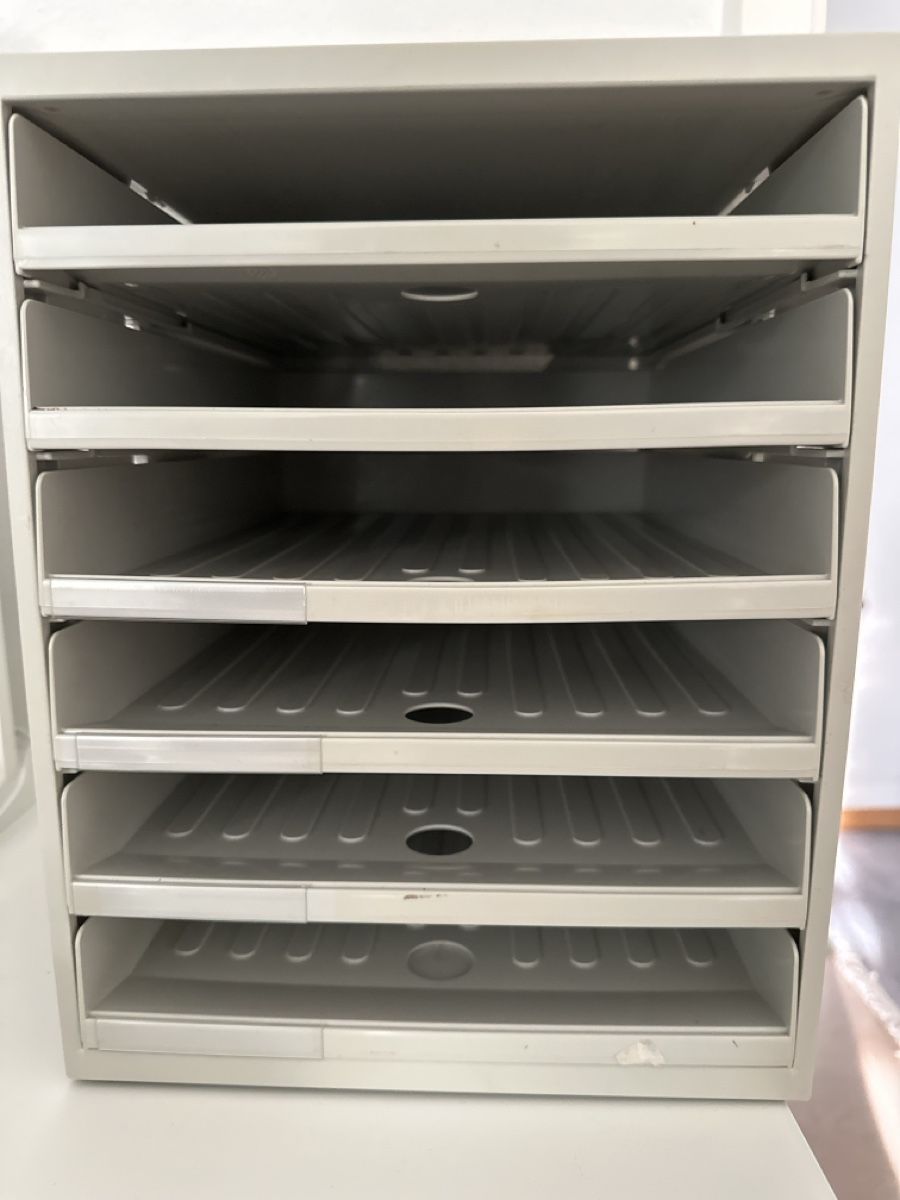 Regale: Organizer – Gebraucht aus Winterthur von Can.sel37