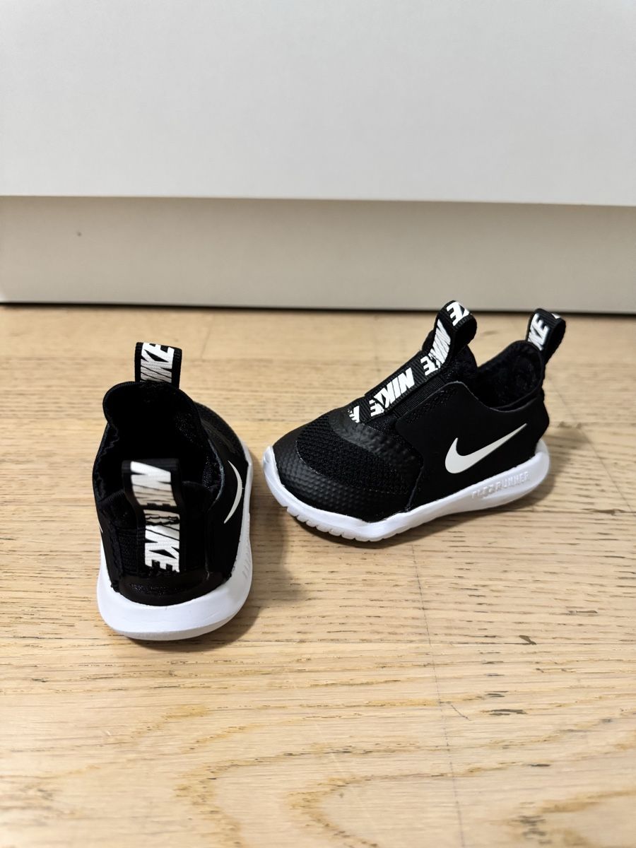 Nike Scarpe per ragazzi: Kinderschuh Nike Gr. 19.5 – Usato da Bottmingen venduto da Giamonda88 1