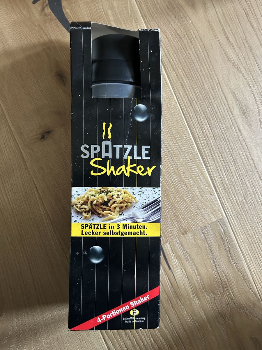 Küchengeräte: Spätzle Shaker – Neu und originalverpackt aus Emmen von Carbru