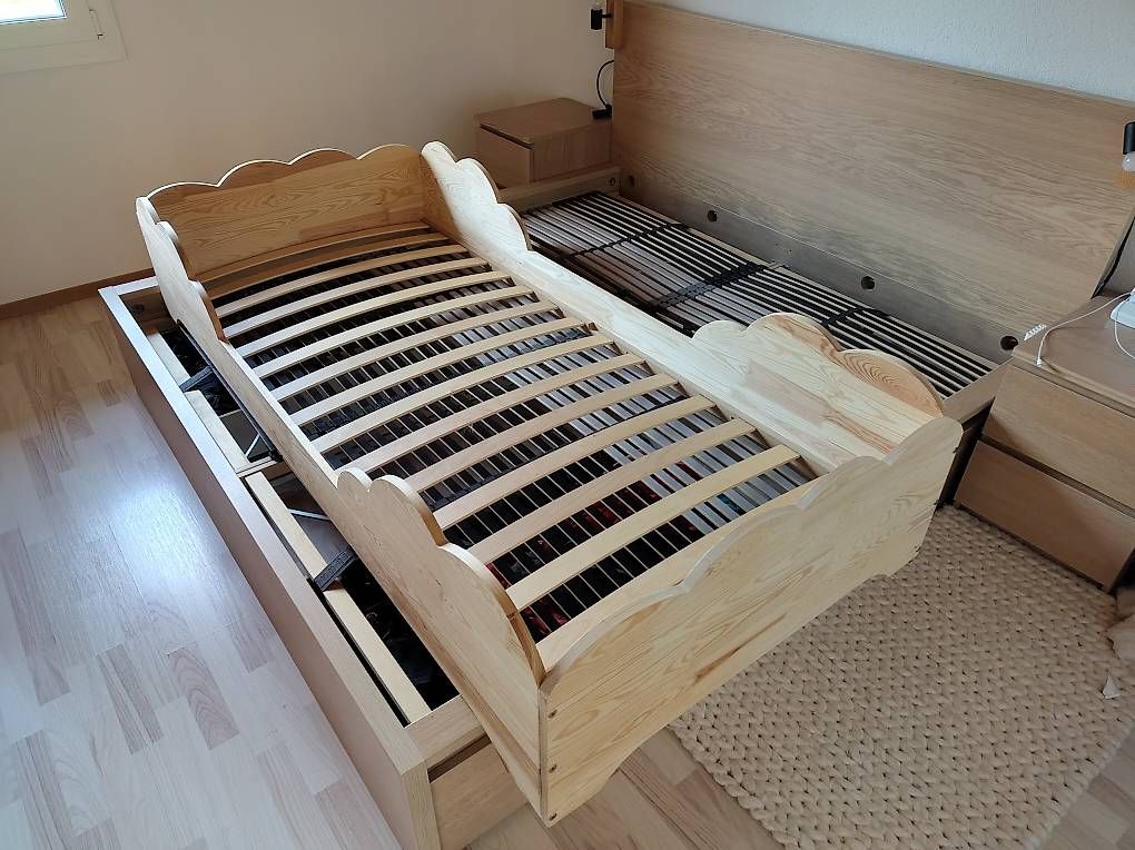 Betten: Lit bas "nuage" pour matelas 90x200 – Gebraucht aus La Corbaz von olifix