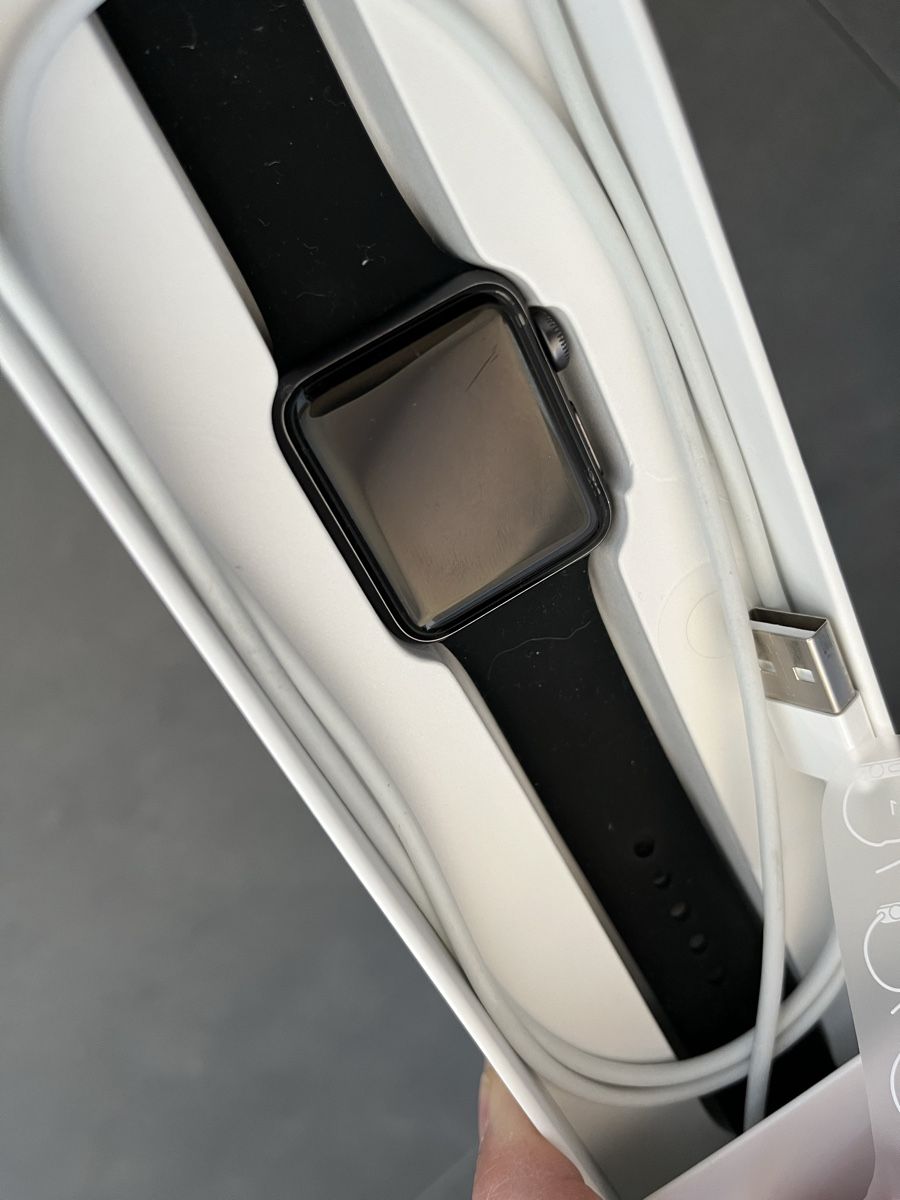 Apple Smartwatch: Apple Watch 3 – Usato da Flumenthal venduto da fa_gro 2