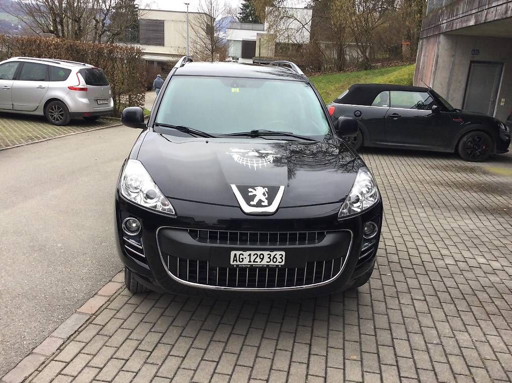 Autos: Peugeot 4007 Diesel  – D'occasion à Bettwil par pare40 4