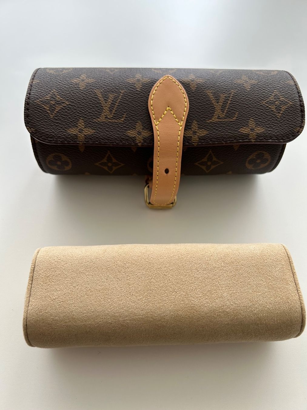 Louis Vuitton Scatole porta orologi: Louis Vuitton Uhrenetui – Usato da Rikon im Tösstal venduto da s_tenz 4