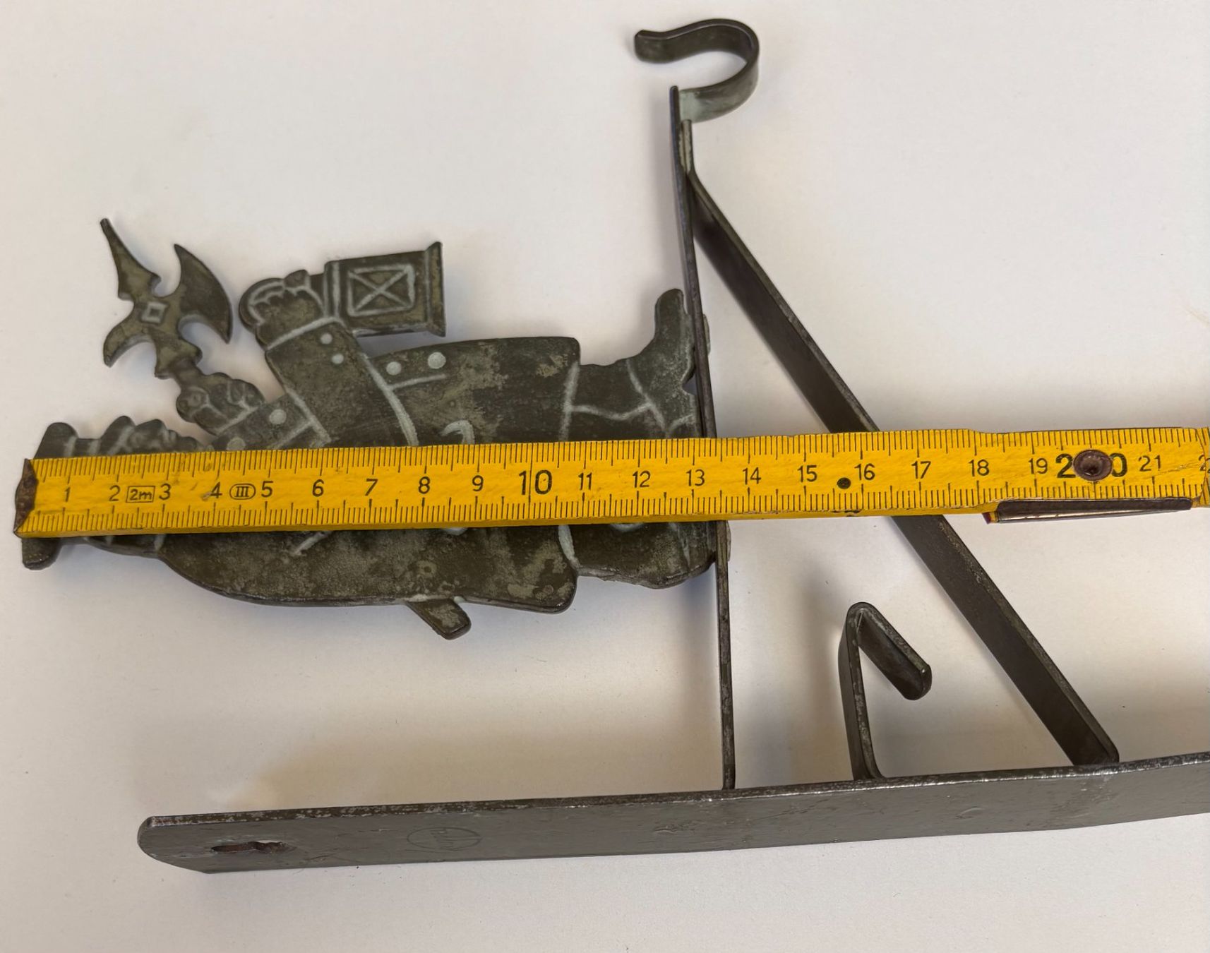 Ferramenta: ANTIKER WANDHAKEN – Usato da Ostermundigen venduto da wini63 5