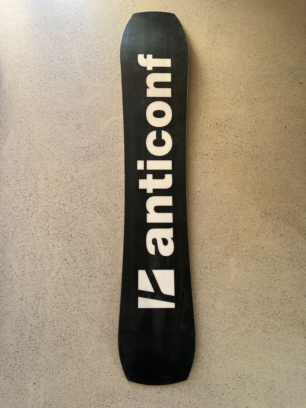Board: Snowboard Anticonf Bad Kid & Cut Back – Usato da Alpnach Dorf venduto da cashew162 5