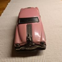 Blechspielauto mit Schwungrad