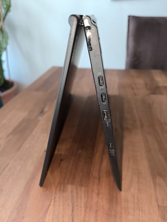 2nd Generation Lenovo ThinkPad X1 Yoga 9
