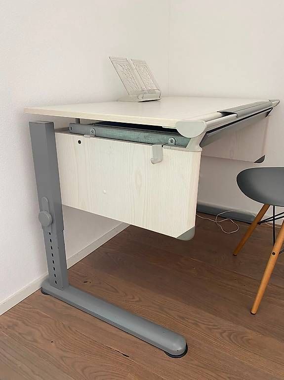 Schreibtische: Schreibtisch Höhenverstellbar – Gebraucht aus Fribourg von grainer01 1