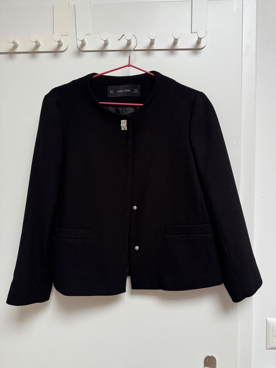 Zara Giacche: Zara Jacke / Blazer Schwarz – Nuovo (secondo la descrizione) da Aesch BL venduto da comven