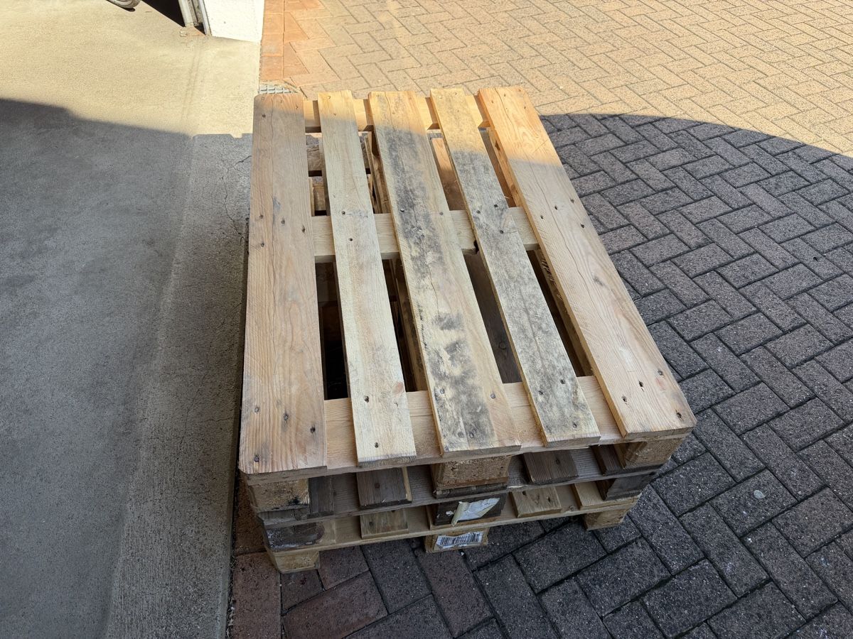 Pallets: 3 Stück Europalette – Usato da Aristau venduto da S.E-Alufelgen-GmbH 3