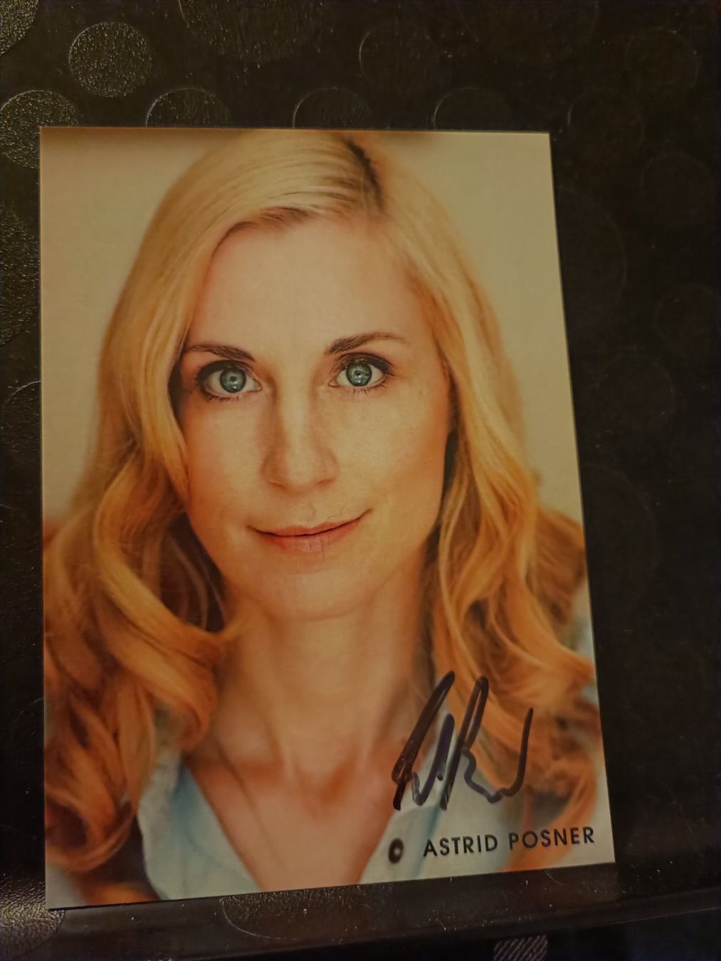 Autografi: Astrid Posner - handsignierte Autogrammkarte – Usato da Menziken venduto da Artographs