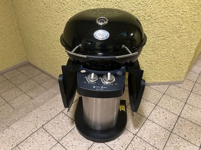 Outdoorchef Griglie: Outdoorchef Gasgrill Geneva 570 – Nuovo (secondo la descrizione) da Opfikon venduto da MKT1909